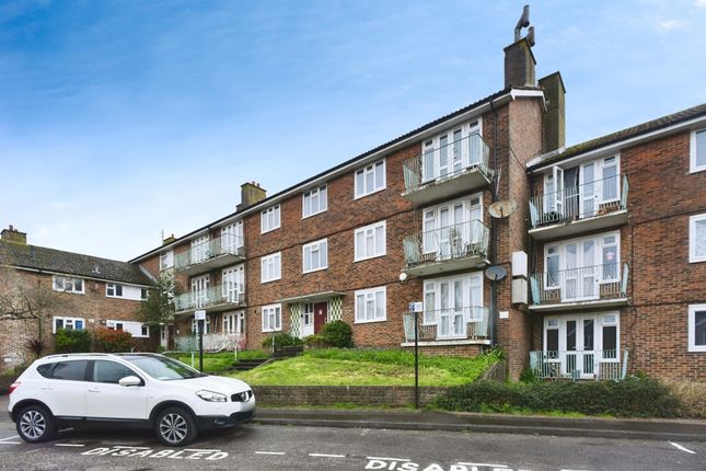 Flat for sale in Woburn Place, Brighton