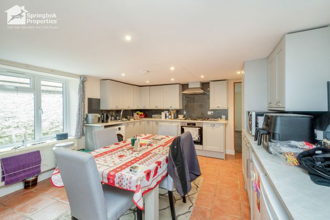 17a, North Street, Lostwithiel photo 4