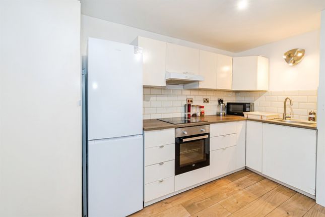 Flat 1, Rodney Court, Anson Drive, Southampton photo 2