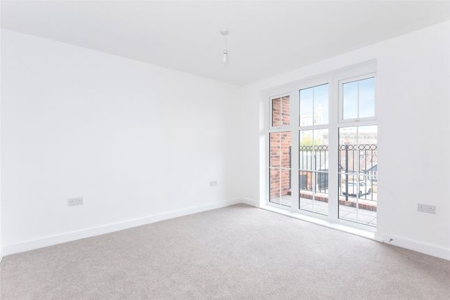 Flat 11,, Saxons Court, Wokingham photo 2