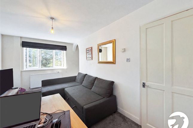 193, Beacon Road, Kent photo 2