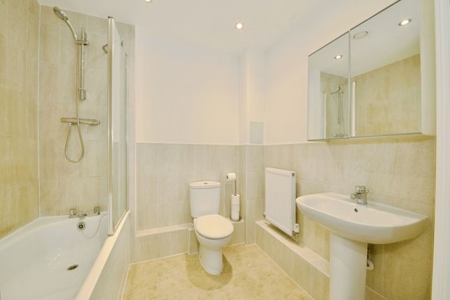 Flat 71 Image Court,, Maxwell Road, Essex photo 4