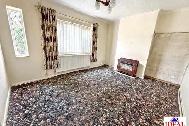 31, Beaumont Avenue, Woodlands, Doncaster photo 3