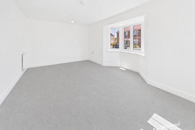 27 Gault Way, Leighton Buzzard photo 2