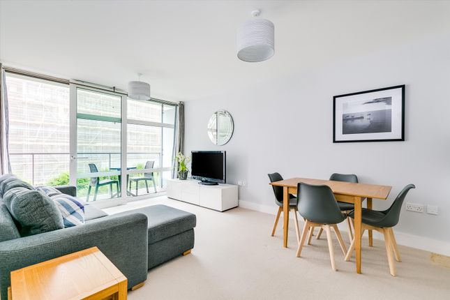 Thumbnail Flat to rent in Warwick Building, Queenstown Road, London