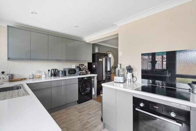 13, Basing Road, Rickmansworth photo 4