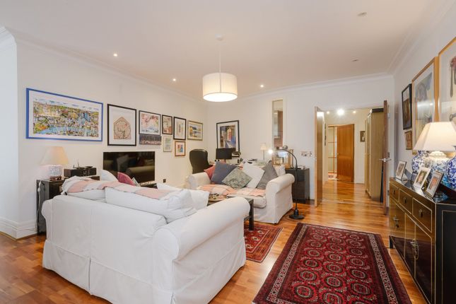 Flat for sale in Lime House, 33 Melliss Avenue