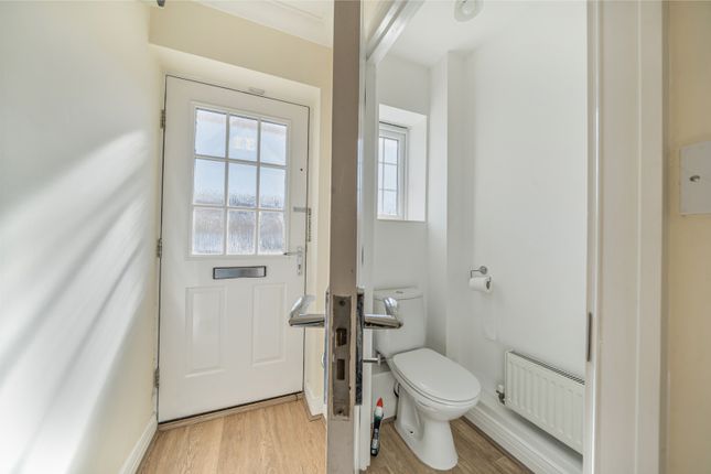 31, Franklins, Rickmansworth photo 3