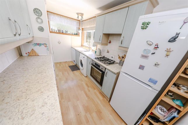 262, Colliston Avenue, Glenrothes photo 4