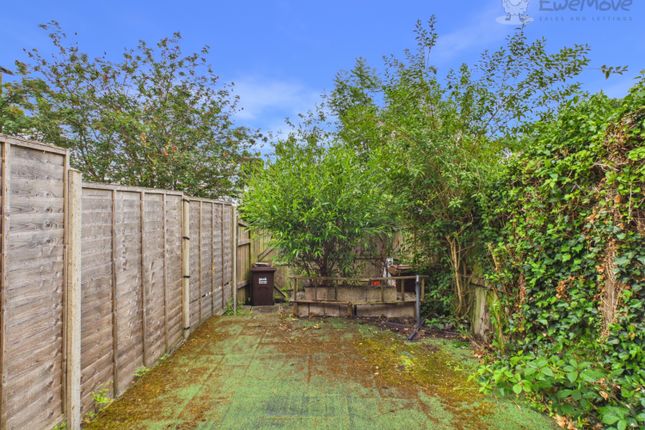 13, Campion Court Willand, Cullompton photo 3
