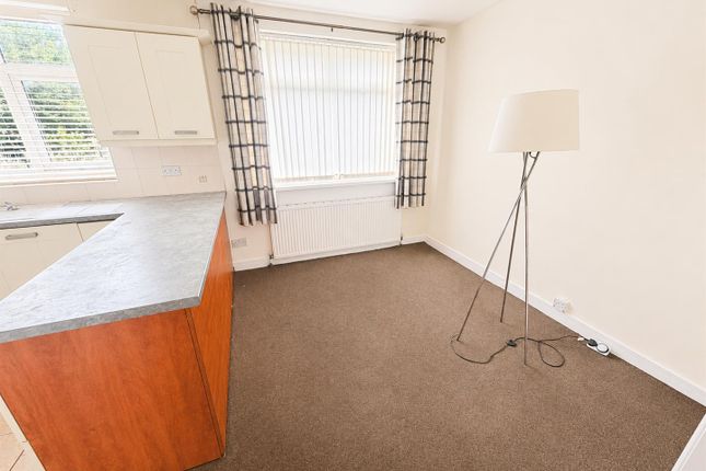 23, Hebron Street, Oldham photo 4