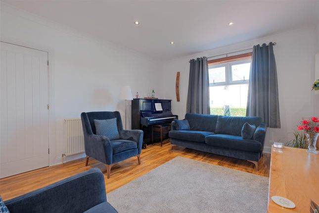18, North Lodge Avenue, Motherwell photo 4