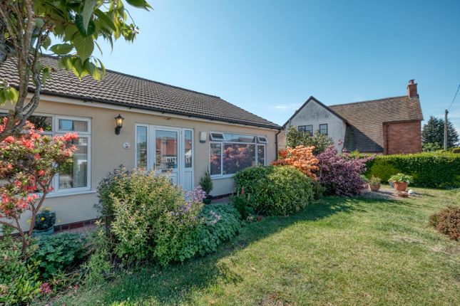 2 Bed Detached Bungalow For Sale In Wildmoor Lane Catshill
