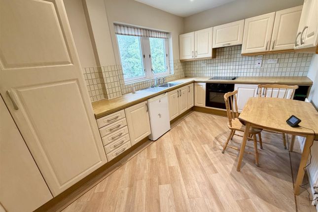 Flat 16, Haigh Lawn, St. Margarets Road, Altrincham photo 3