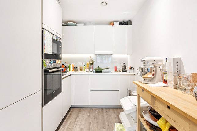 Flat for sale in Gaumont Place, Streatham Hill