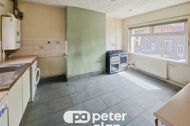76a, High Street, Maesteg photo 5