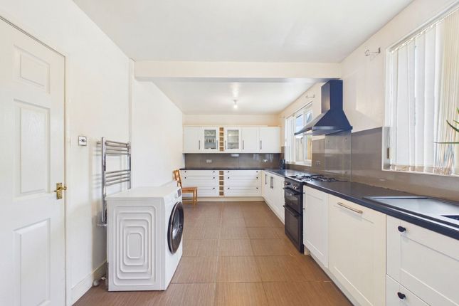 22 Patterdale Avenue, Whitehaven photo 4
