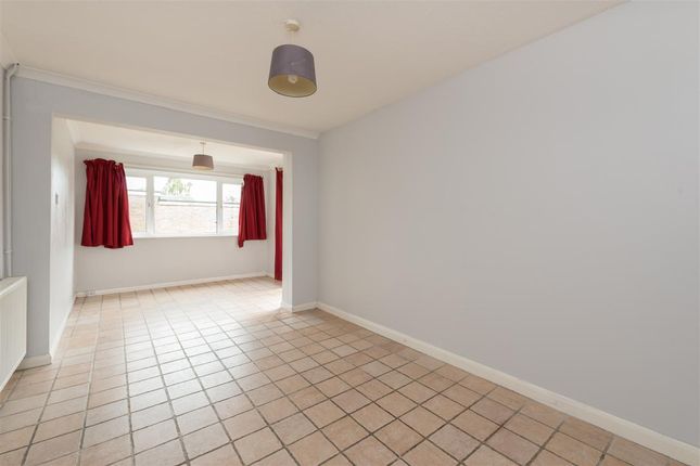 2, Otham Close, Canterbury photo 2