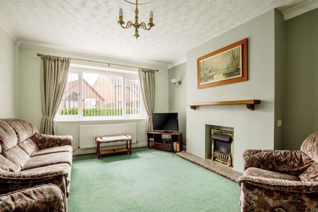 5, Cormorant Drive, Grimsby photo 2