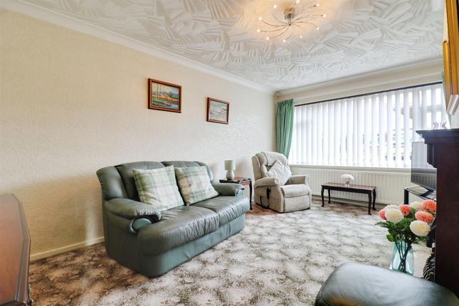 31, Brown Avenue, Stoke-On-Trent photo 3