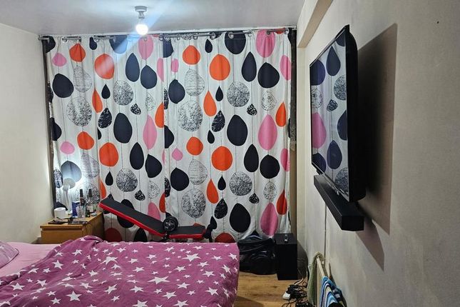 68, Cridland Street, London photo 4
