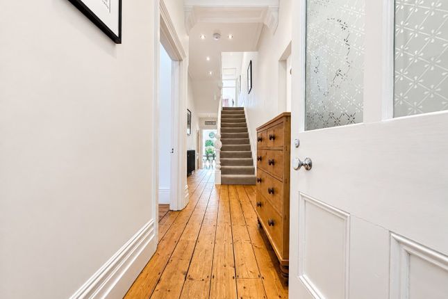 37, Clive Place, Penarth photo 4