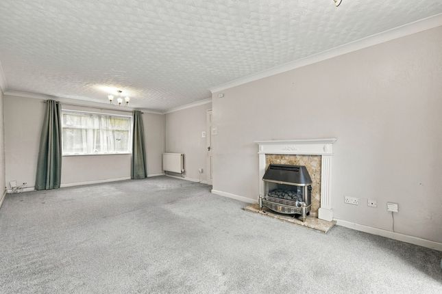 Clay Hill Road, Basildon photo 4