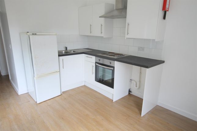 Kitchen.Jpg