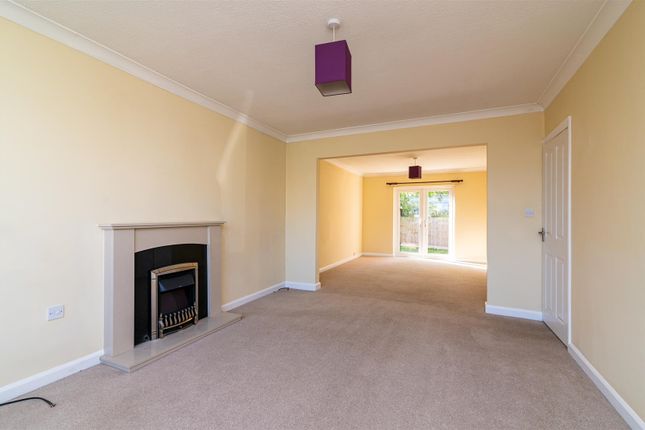 7, Shelford Crescent, Nottingham photo 4