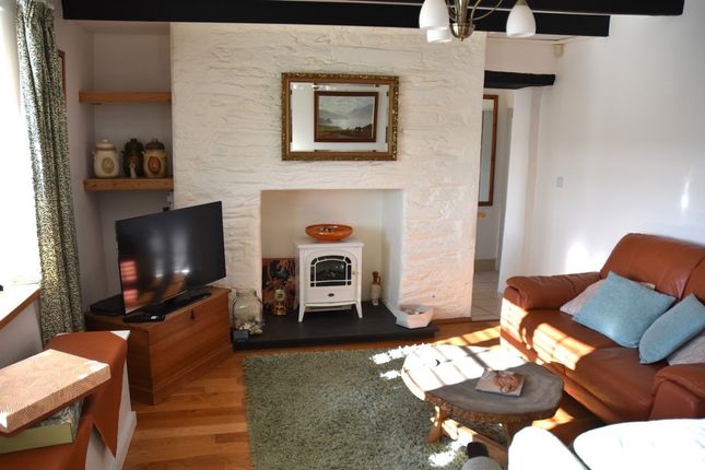 Y Bwthyn, Adpar, Y Bwthyn, Adpar, Garregwen, Newcastle Emlyn photo 2