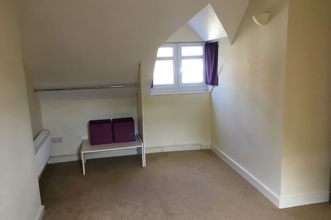 End terrace house to rent in East Walk, Seaton