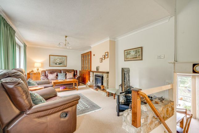 The Martins Drive, Leighton Buzzard photo 3