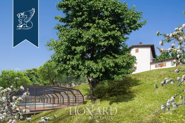 Villa for sale in Fivizzano, Massa-Carrara, Toscana