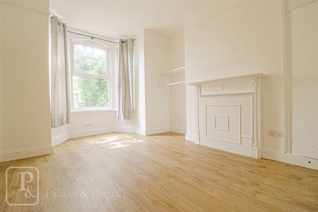 Thumbnail Maisonette to rent in Greenstead Road, Colchester, Essex