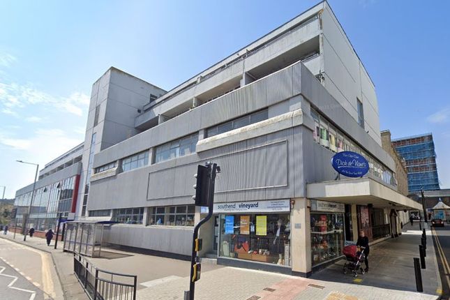 Studio for sale in 28 Tolhurst House, 45 Chichester Road, Southend-On-Sea, Essex SS1