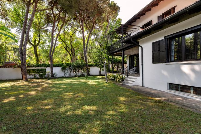 Villa for sale in Venice Lido, Veneto, Italy