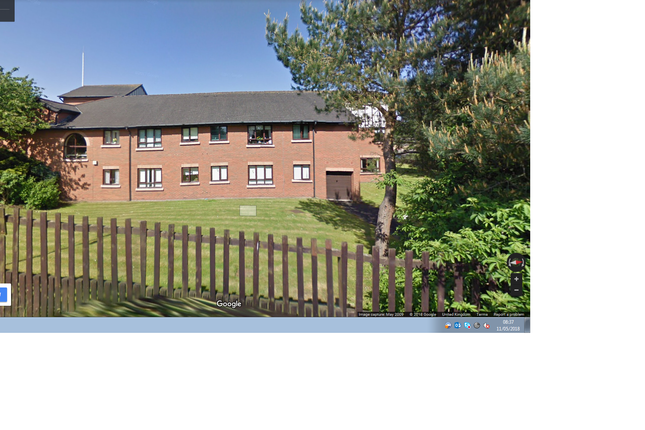 Flat to rent in Robinwood Lodge, Castleton Crescent, Glossop