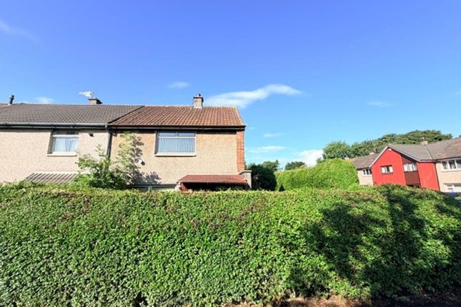 2 Boyes Path, Glenrothes photo 3