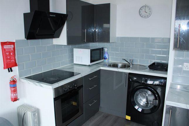 6, Woodchester, Kidderminster photo 4
