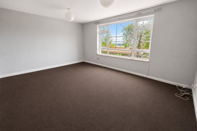 15, Brightling Avenue, Hastings photo 2