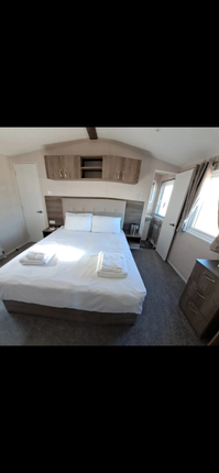 17, The Cove, Rolston Road, East Yorkshire photo 2