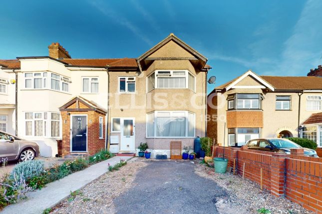 90A,, Costons Lane, Greenford photo 3