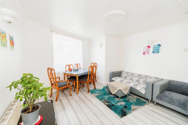 Flat for sale in Upper Shirley Avenue, Shirley, Southampton