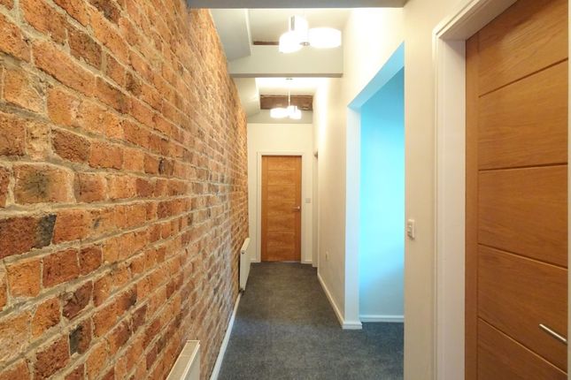 Flat to rent in Cheapside, Wakefield