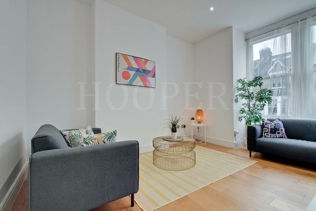 Flat to rent in Charteris Road, London