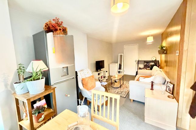 3 ,Kings Mews, Coronation Road, Ramsgate photo 2