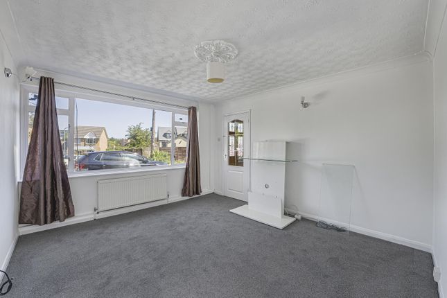 4, Cairns Close, Dartford photo 4