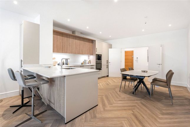272, Chase Side, London, N14 photo 4