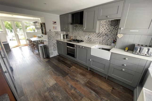 35, Clay Lane, Beaminster photo 3