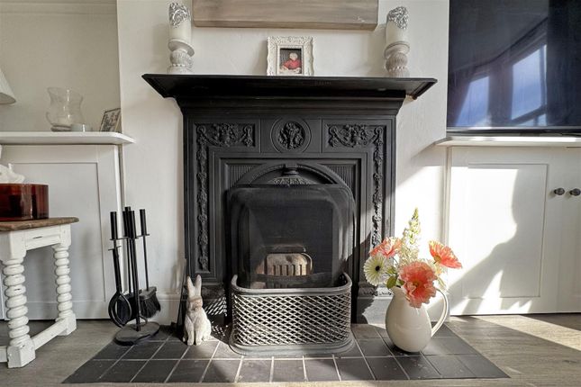 49, Chapel Lane, Milford photo 4